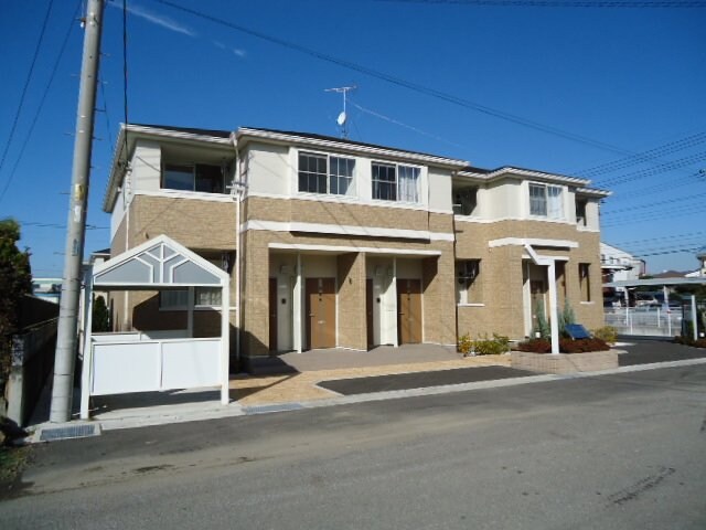 物件外観写真3　(外観写真（昼）)