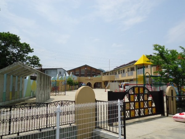 周辺環境(育実保育園まで671ｍ)