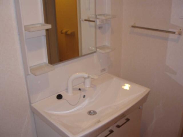 物件内観写真16　(洗髪洗面化粧台)