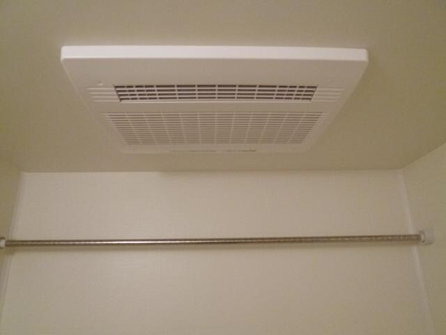 物件内観写真20　(浴室乾燥機)