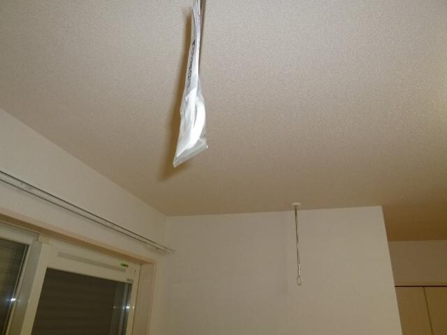 物件内観写真23　(室内物干し)