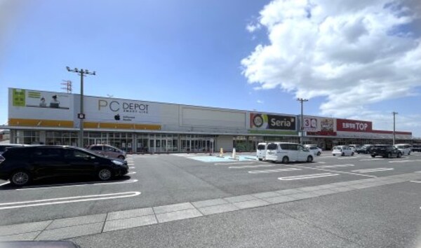 周辺環境(PCDEPOT(ピーシーデポ) 足利店 351m)