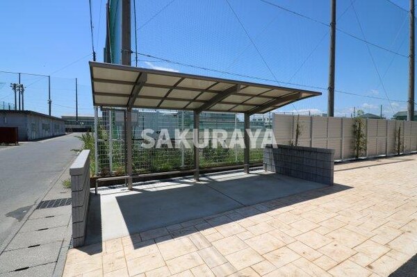 建物設備(駐輪場)
