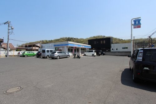 物件内観写真18　(ローソン 足利大橋町二丁目店 292m)