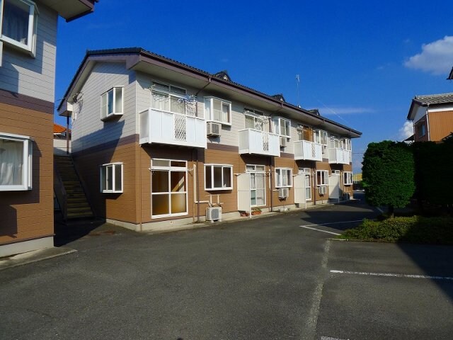 物件外観写真1　(外はこのようになっています)