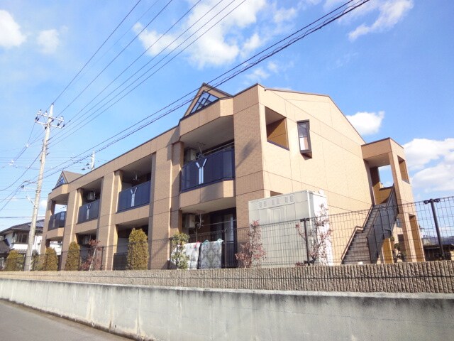 物件外観写真3　(外観写真（昼）)