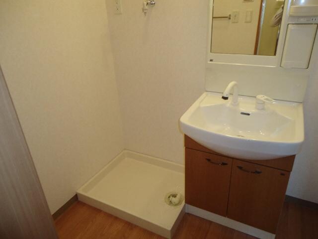 物件内観写真15　(脱衣所)