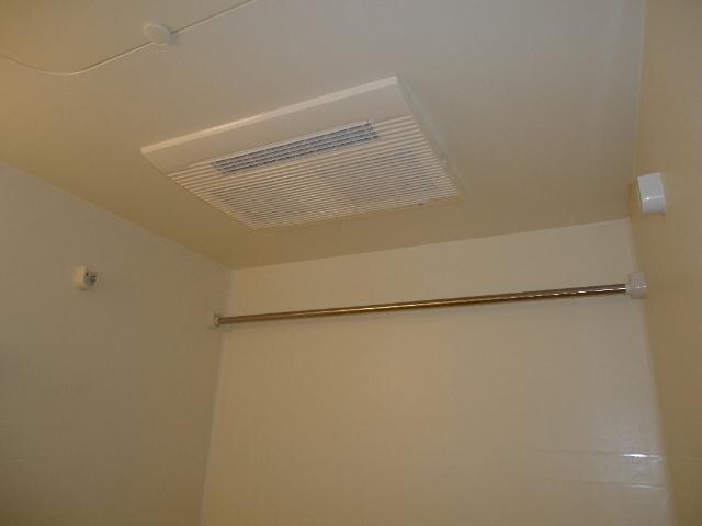 物件内観写真21　(浴室乾燥機)