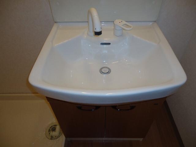 物件内観写真22　(洗髪洗面化粧台)
