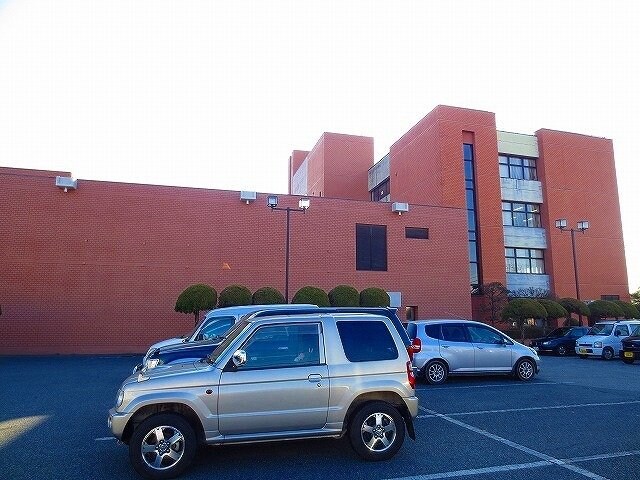 物件外観写真7　(市民プラザまで900m)