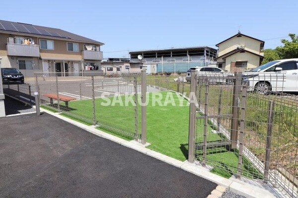 建物設備(ドッグラン)