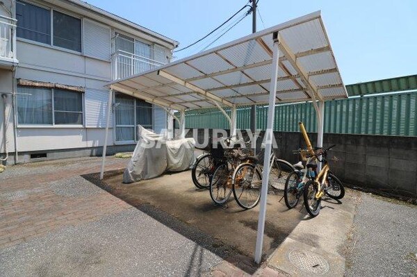 建物設備(駐輪場)
