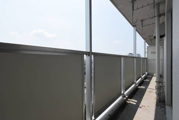 バルコニー(ビレッジハウスの同一物件・同一タイプの間取りの写真です)