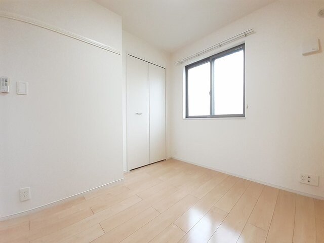 内装他(きれいな内装です)