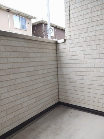 物件内観写真19　(落ち着いた時間を過ごせるバルコニーです)