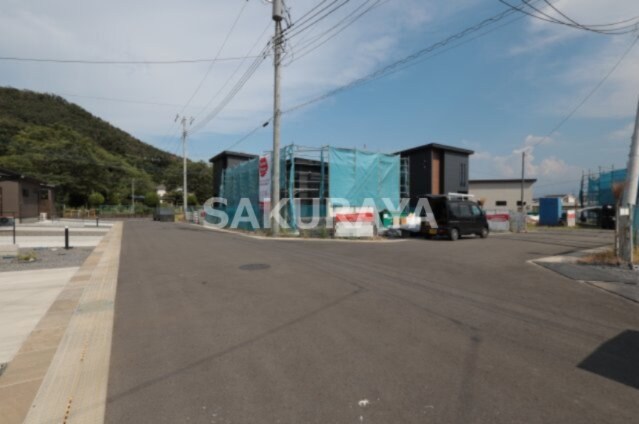 物件外観写真3　(建築中)