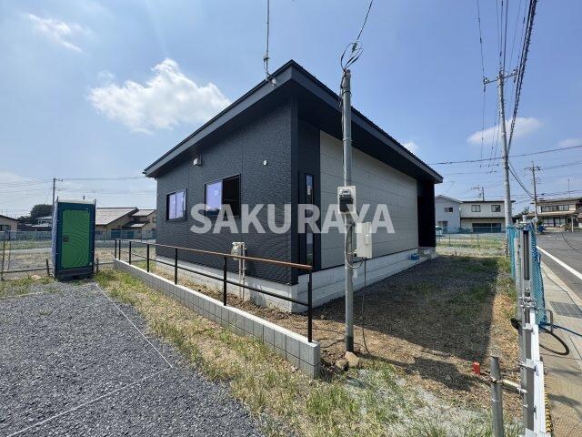 物件外観写真2　(建築中)