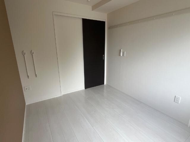 物件内観写真12　(洋室)