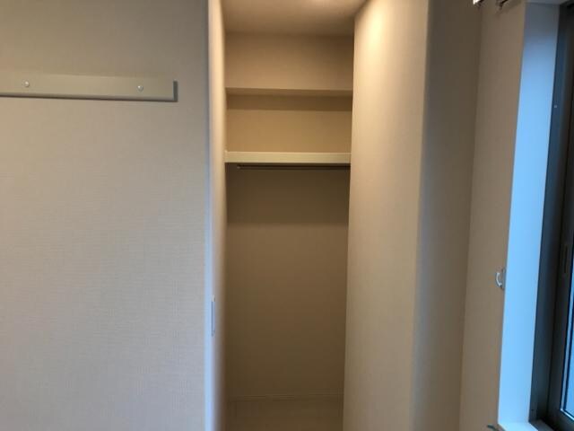 物件内観写真17　(ウォークインクローゼット)