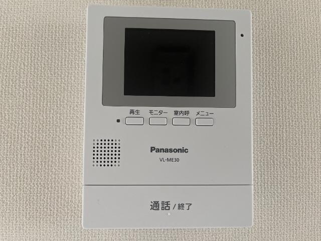 物件内観写真19　(カメラ付インターホン)