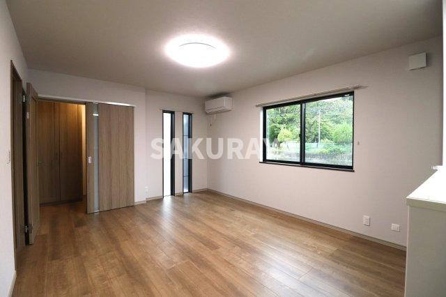 物件内観写真5　(建築中。現況と異なる場合がございます。)