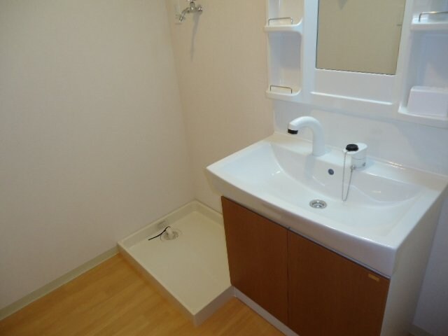 物件内観写真15　(脱衣洗面所)