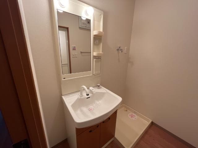 物件内観写真16　(洗髪洗面化粧台)