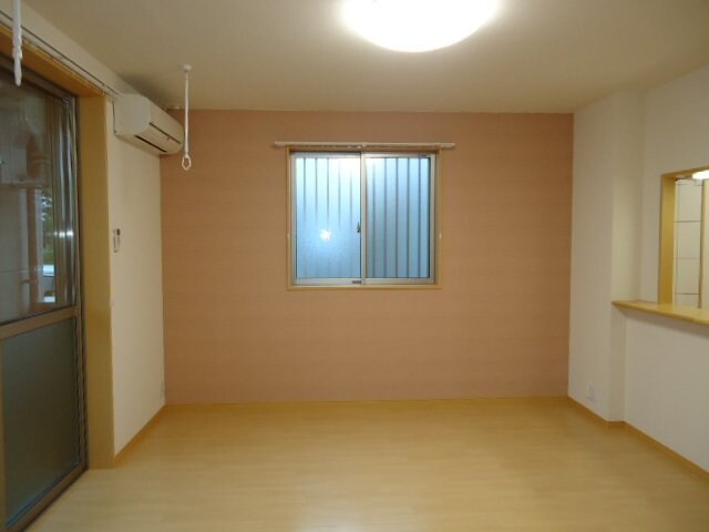 物件内観写真18　(リビング)