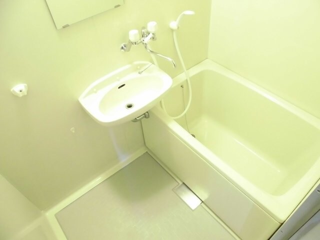 物件内観写真11　(お風呂です)