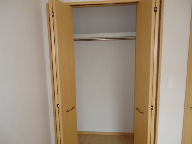 物件内観写真16　(クローゼット)