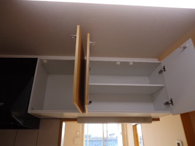 物件内観写真24　(キッチン収納)