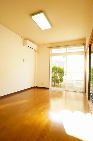 物件内観写真9　(内装です)