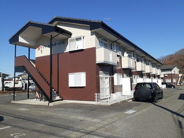 物件外観写真1　(建物外観を気になさる方へ、見た目の良い物件です)