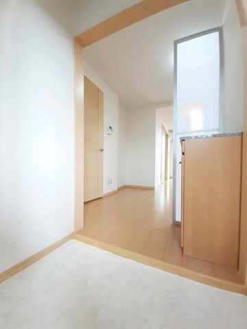 物件内観写真15　(玄関です)