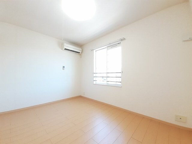 物件内観写真11　(おしゃれな内装です)