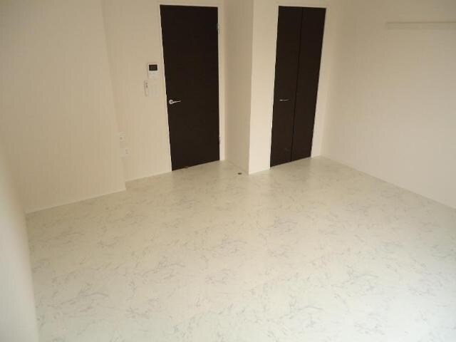 物件内観写真10　(洋室)