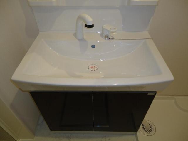 物件内観写真14　(洗髪洗面化粧台)