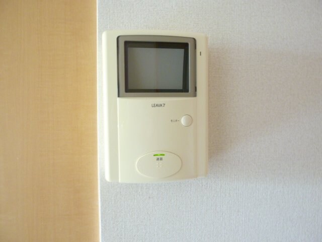 物件内観写真24　(カメラ付インターホン)