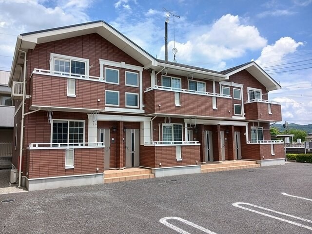 物件外観写真1　(外観も気になるポイント)