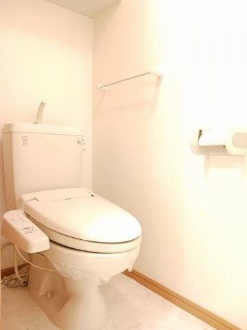 物件内観写真17　(清潔感のあるトイレです)