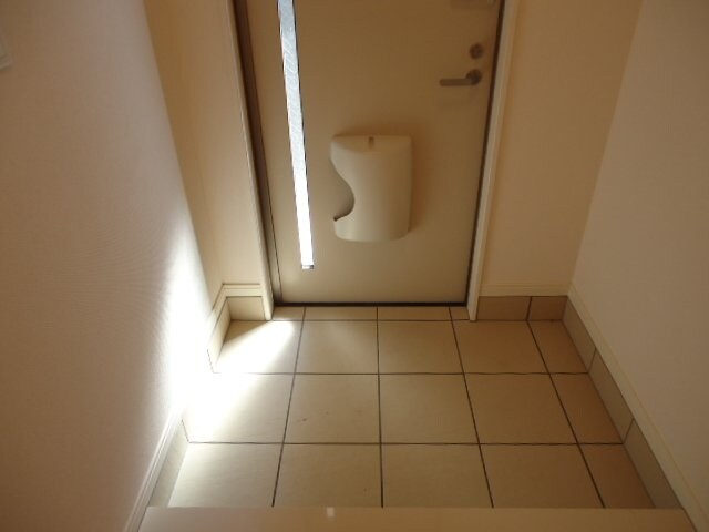 物件内観写真20　(玄関)