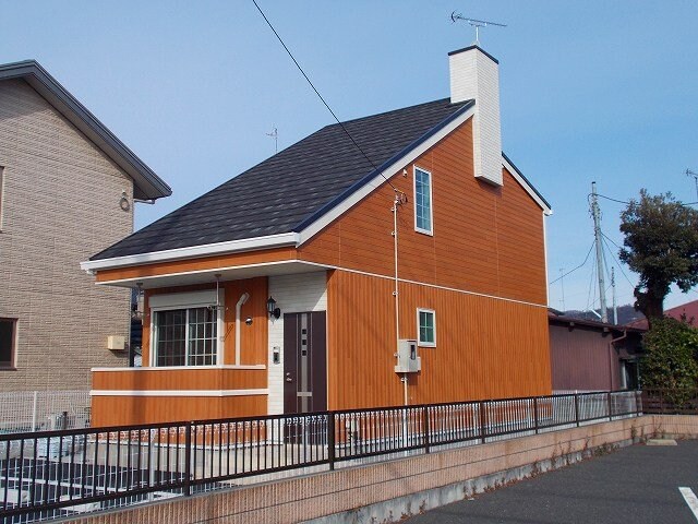 物件外観写真1　(外観もきれいです)