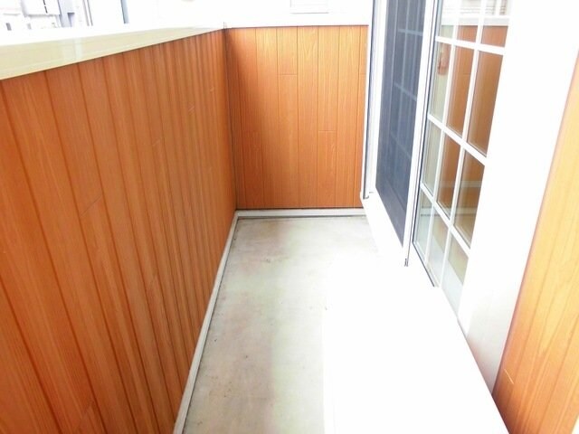 物件内観写真19　(バルコニー付きです)