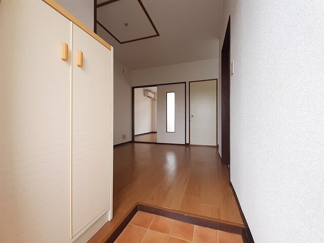 物件内観写真14　(毎日通る玄関はこちらです)