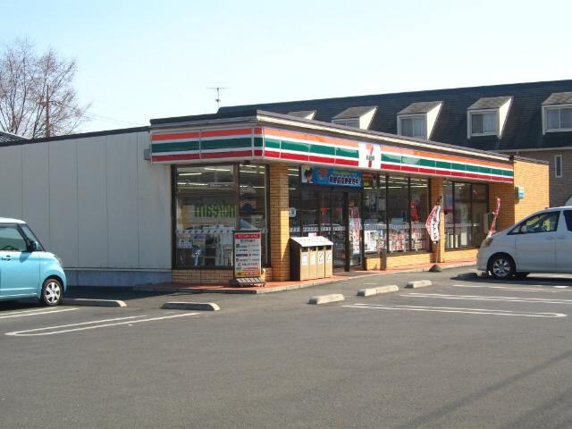物件外観写真7　(セブンイレブン足利江川町3丁目店まで1,931ｍ)