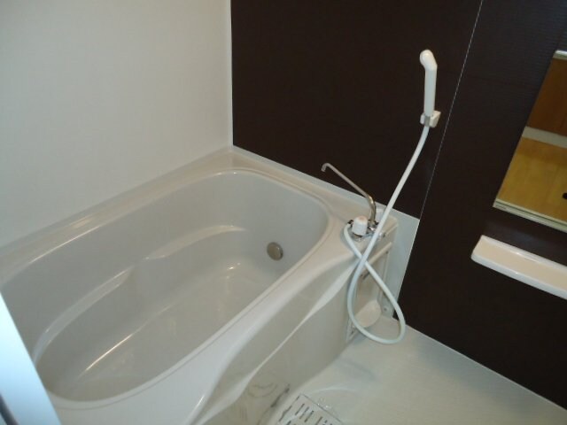 物件内観写真16　(追焚き付バス)