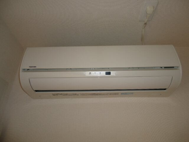 物件内観写真18　(エアコン2台付き)