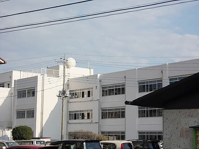 物件外観写真7　(山前小学校まで1200m)