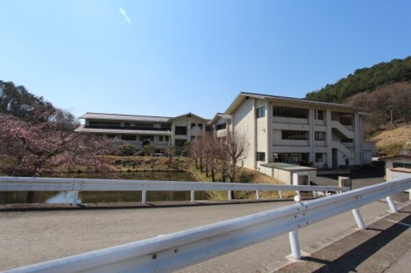 周辺環境(足利市立第一中学校 1726m)