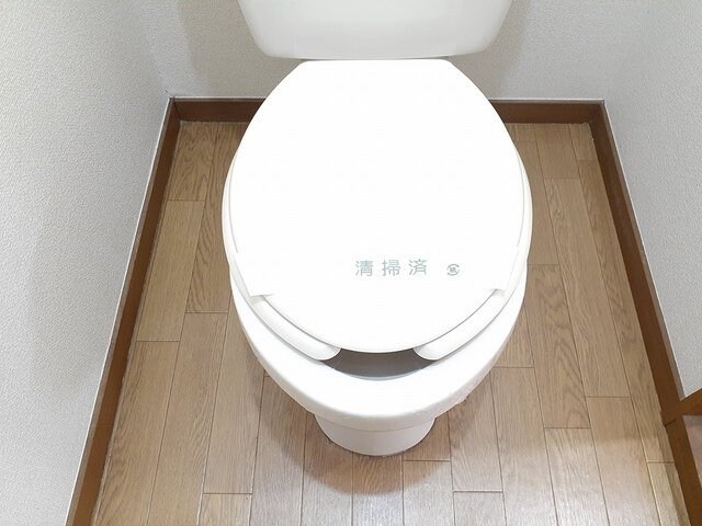 物件内観写真17　(トイレも気になるポイント)